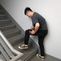 男膝痛竟是退化性關節炎！幹細胞治療免住院