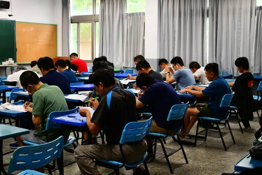 新人起薪36K、錄取率12.57% 台水筆試登場