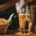 14歲前飲酒成癮風險增！專家籲家長以茶代酒