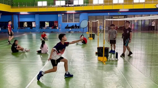 莊敬盃全國羽球錦標賽選手有機會搭遊艇超跑