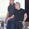 超過6.5萬！民航局曝黃仁勳專機停場費收費