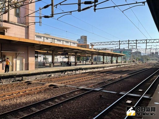 7個月已8起!台鐵調車意外「柴電機車出軌」