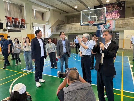 考察板橋挨批公器私用 葉元之反嗆戴瑋姍