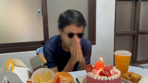 終於吃到速食!黑戶青年生日願望惹哭人