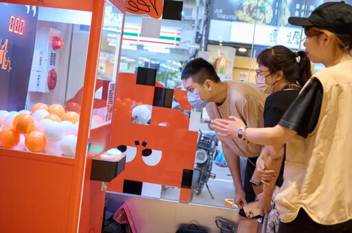 HUN混南區大里展店開幕橘醬爆炸蛤蜊免費送