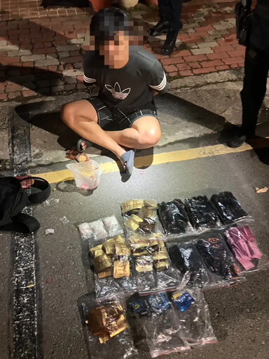 高雄男違停遇警攔查 主動交出近千包毒品
