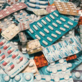 危險程度不輸酒駕！「藥駕」注意這9類藥物