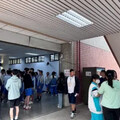 考題「我的媽媽是代理孕母」挨轟！醫批評