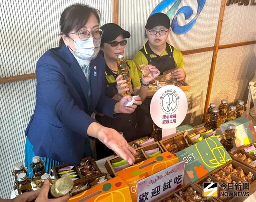 高雄市政府勞工局行銷庇護工場商品助弱勢