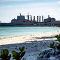 宣揚主權！海軍磐石艦泊靠太平島碼頭首曝光