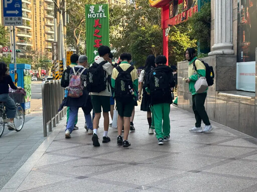 國教盟看上課時間延後 睡眠增加效果不持久