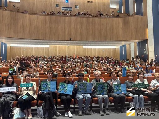人權電影節開幕 文化部李遠曝收到親人遺書