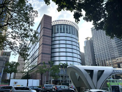 新光三越明復業有變數 都發局長曝已擋2次