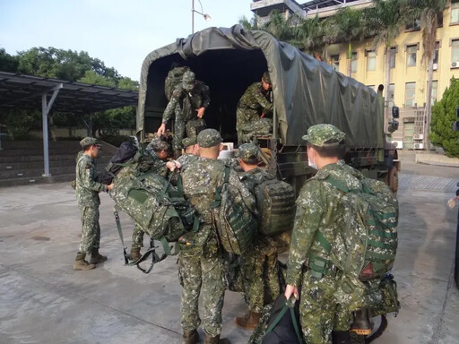 國軍花蓮光復救災！才剛回到家被緊急召回