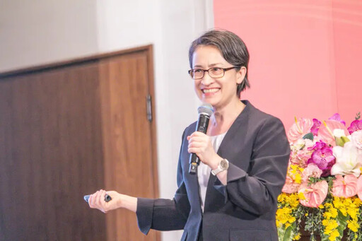 全球複合挑戰 蕭美琴勉青年自信面對未來