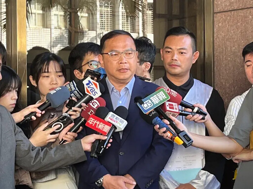 黃國昌遭爆派狗仔跟監政敵！王義川正式提告