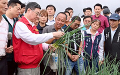 赴蘇澳關注淹水災情 卓榮泰指示三原則救災