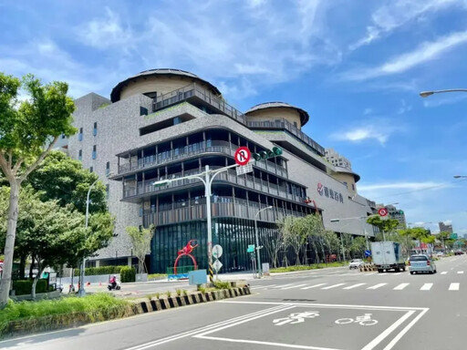 遠百生活圈新案 信義房屋：帶旺中古屋熱度