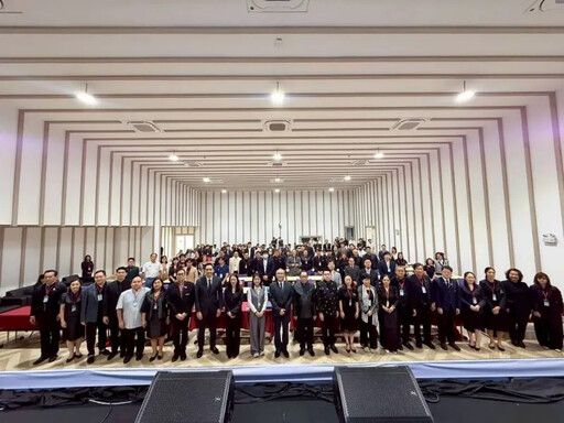 修平師生參加國際學術會 深化國際學術交流