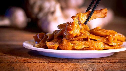 用料理翻轉人生！「子昜村」鳳爪藏溫情 每賣一份就做公益
