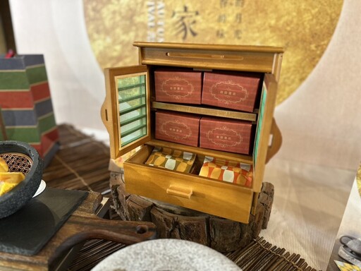 「卡桑的起家櫥」中秋禮盒 穿越時空重現復古情懷