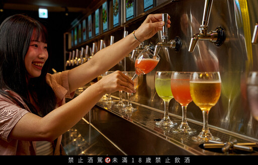 全台首創社交火鍋「椒朋友」！潮鍋×酒牆×DJ信義區登場