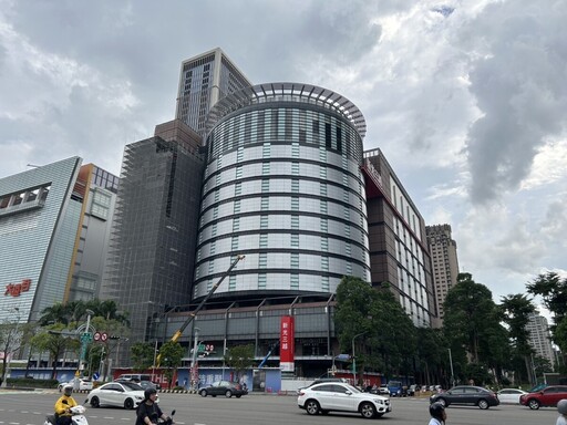 台中新光三越9/10廠商進貨 依計畫實施管制 確保公共安全