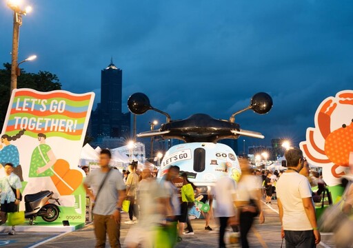 百 GO 夜行 千人桌宴 金曲卡司開唱 電車魅力席捲高雄港
