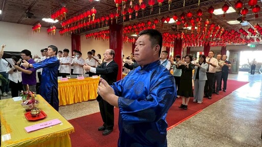 八卦山大佛寺舉行祭孔大典 吟詩紀念至聖先師