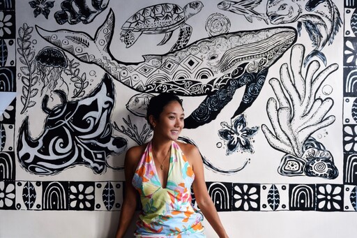 【以筆織夢的視覺詩人】揭開插畫家鄭曲吟（香菜）創作背後的靈感密碼