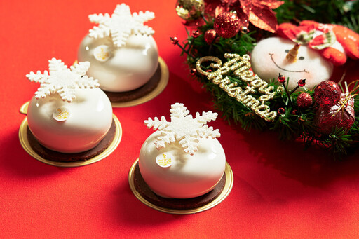 白雪紅果間的甜蜜魔法｜聖誕嘉年華限定甜點登場