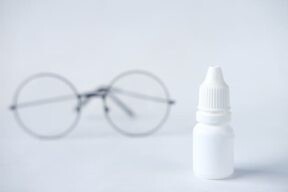 眼睛乾澀、疲勞別亂點！眼藥水選購五要點一次掌握
