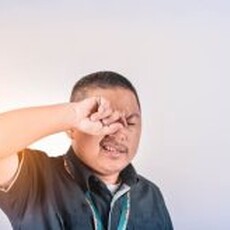 別讓眼睛受罪！ 9大「針眼成因」揭曉，你的生活習慣踩雷了嗎？