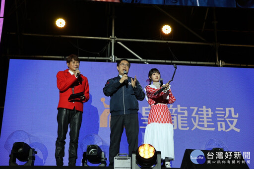 巨星齊聚 台南搖滾耶誕演唱會吸引12萬人共度璀燦夜晚