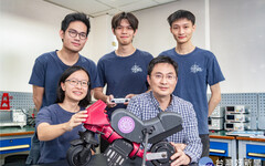 引入AI技術 清華學生團隊打造永遠不倒自動平衡摩托車