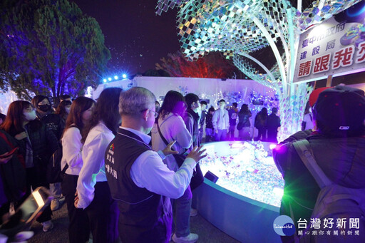 中台灣燈會「龍之異次元」 創450萬次網路聲量