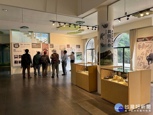塔塔加遊客中心「與熊共存-台灣黑熊特展」 一同守護野生動物家園