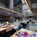 台北市全新銀色雙層餐車 「幻彩變色獨角獸」上路
