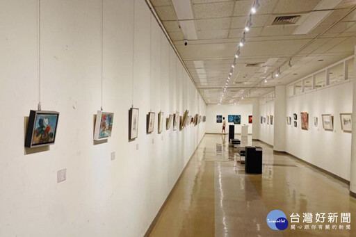 展現藝術專業與文創能力 長榮大學美術系舉辦小品展展出108件作品