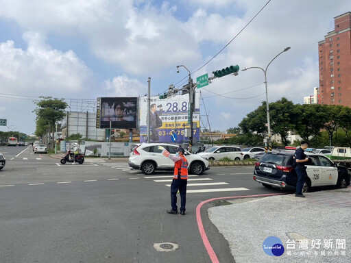 桃園市平鎮環南路地下道施工封閉 平鎮警加強交管措施