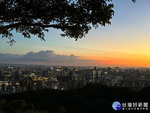 中秋節無煙慶團圓 淨化區賞月夜更美