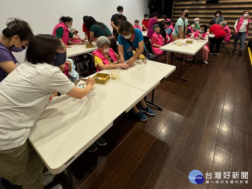 板橋榮家關愛失智長輩 鶯歌陶瓷博物館迎來溫馨微旅行