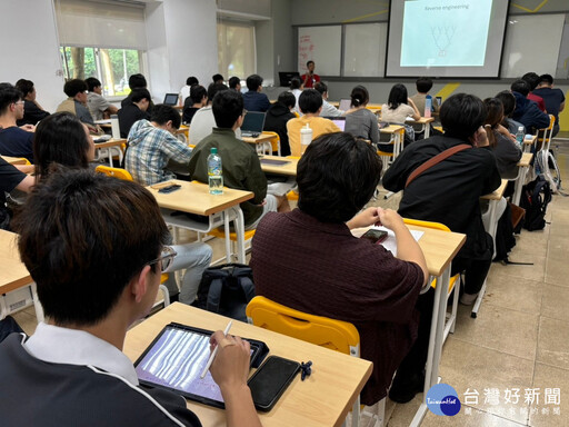 暨大學生搶修演算法理論課 前校長李家同驚嘆：全國最偉大的大學