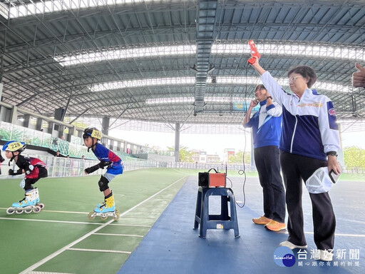 屏東縣縣長盃溜冰錦標賽 各路好手爭分奪秒、全力奪金