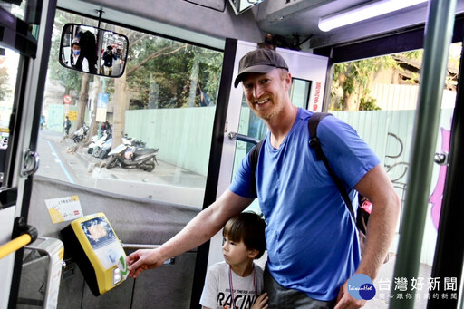 就愛台中的人情味！ 外國人持永久居留證享台中雙十公車優惠