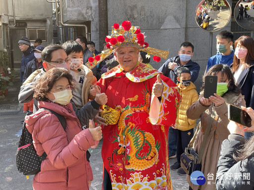 空軍三重一村春節系列活動 迎財神感受滿滿人情味