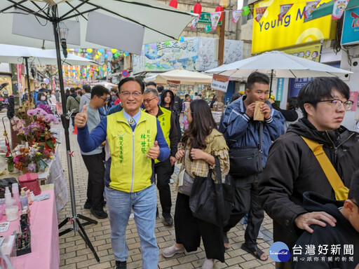 春節市集隆重開市 「Q蛋蛇花燈」點亮彰化城