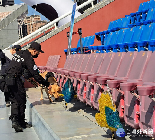 桃園燈會安全升級 警犬隊領軍防爆安檢全力護航