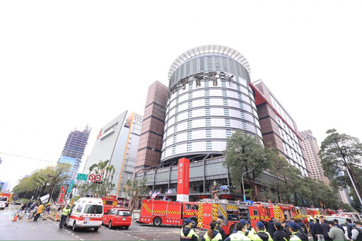 新光三越中港店氣爆後復業時程未知 勞動部：勞工工資要照給，不得要勞工自己請假