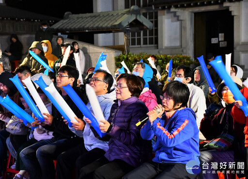 球迷寒風為中華隊加油 王惠美：努力爭取彰化大巨蛋